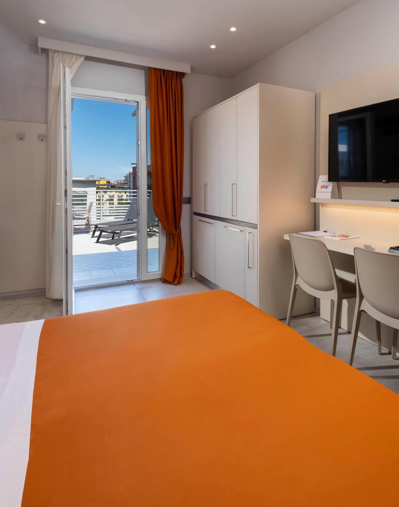 B&B Primrose Residence Hotel Rimini Eksteriør bilde